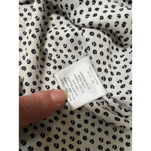 Rose and Olive Womans 2X White Black Polka Dots Polyester Pleated Button Down Bl - Picture 5 of 5